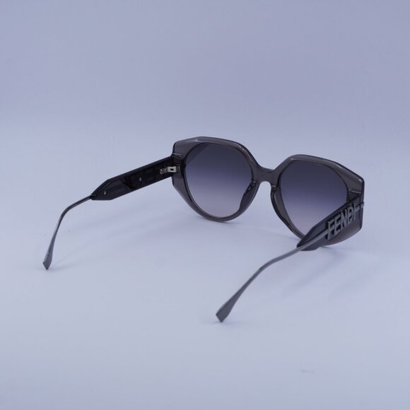 Fendi FE40083U 20B Sunglasses Shiny Grey Butterfly Frame, Smoke Lenses main image 7